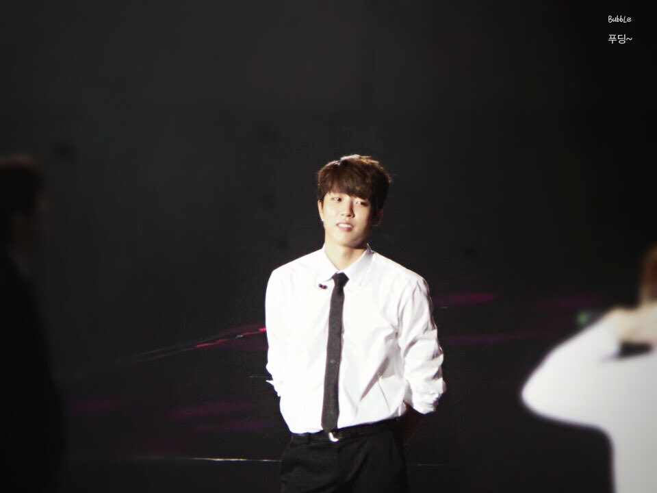 BubbLe_MSL's tweet photo. 160723 . in NANJING  百度糯米音乐盛典 . #성열 #Hoya 😙☃ https://t.co/7LegLuOsHR