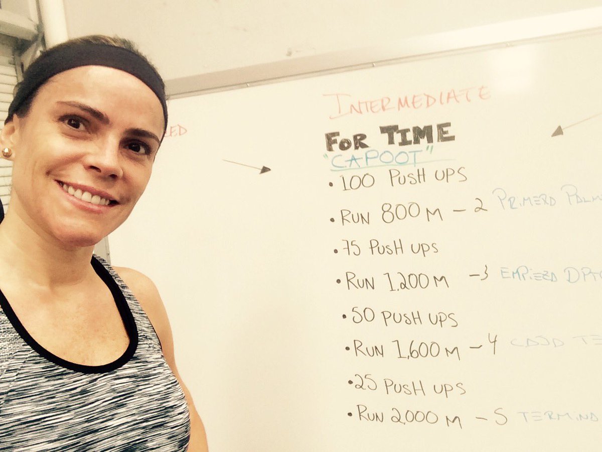claudiaquijas's tweet photo. Uffff hoy si cansadísimo y larguísimo el Wod del día 😅😅😅 #WodboxJuriquilla #LoveExcercise 😄👍🏼 https://t.co/YKM2tHAyAJ