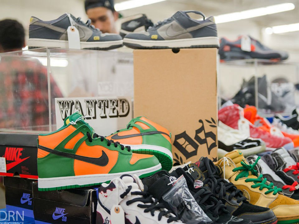 sneaker shops open near me