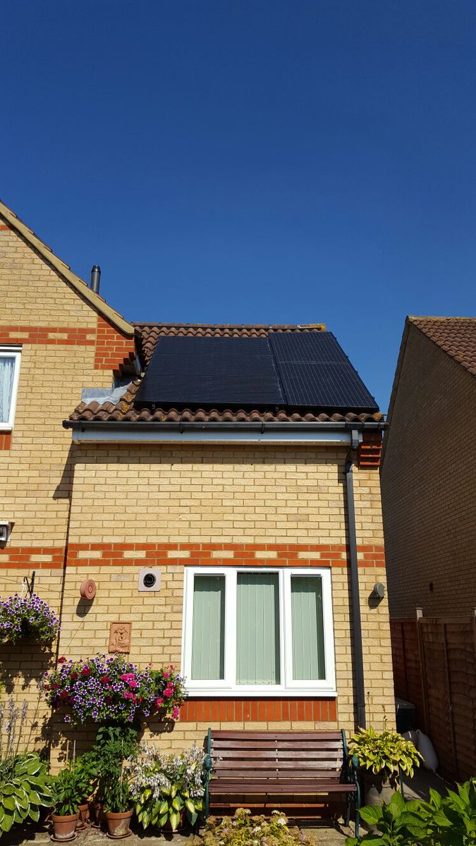 EcoWattSolar's tweet photo. 11 x SolarWorld 285W installed in Beford yesterday with an iBoost to produce free hot water as well as electricity! https://t.co/XVwVfGJZTM