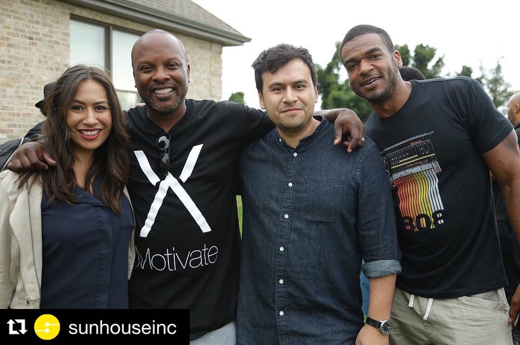 SunhouseInc's tweet photo. Sunhouse at #PlaylistRetreat16 w/ our most inspiring and generous host @djjazzyjeff215 🙏🏽 #grateful @AndreDreHarris https://t.co/xTT27M85qB