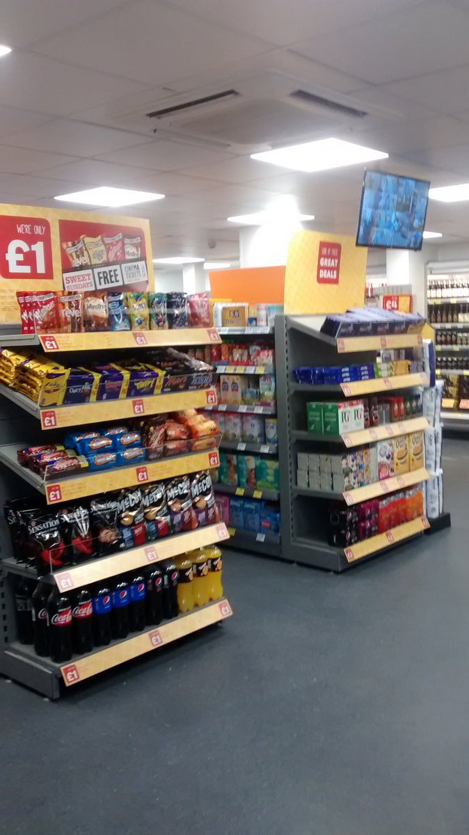 GarthLiz's tweet image. One Stop Rawmarsh opened today!
#hubofthecommunity!
#franchisefamily!
