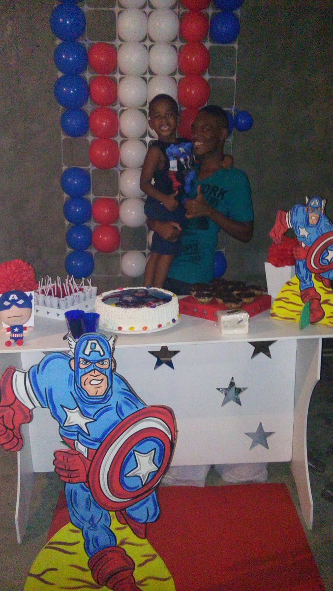 salientinho's tweet photo. Capitão América ❤Festa do meu mlk Rei Delas 😍 Enzo Rafael #fez4 https://t.co/DFzaPeNetA