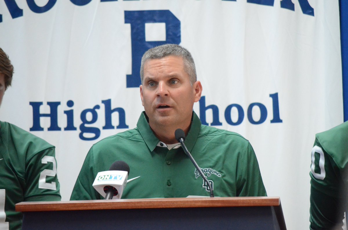patcaputo98's tweet photo. Why Lake Orion football should be back on winning track in '16 https://t.co/Dn47afcxqC My column https://t.co/bGnYs8vyiT