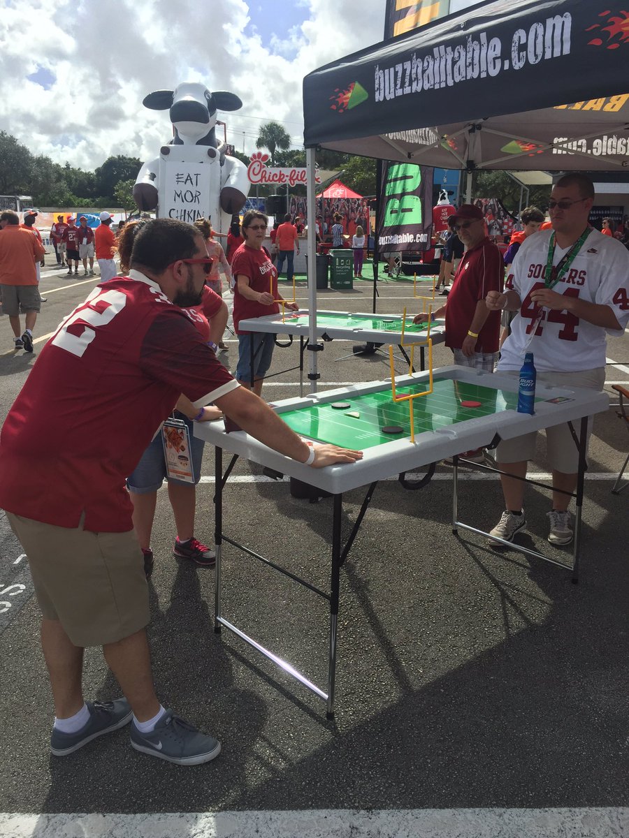 BuzzBallTable tweet picture
