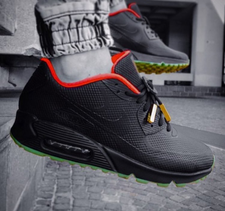 AirMaxSolo's tweet image. Nike Air Max 90 Hyperfuse 'Yeezy' (NikeiD).