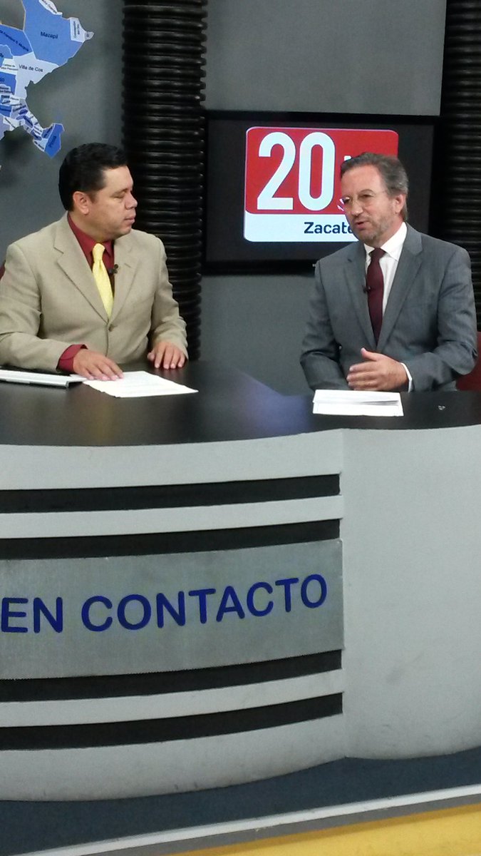 Estrada_Day's tweet photo. Con @ArnulG informé acerca de que dejamos una @SSZ_Zac sin problemas laborales y deuda cero. https://t.co/QQ0cVqNvHG