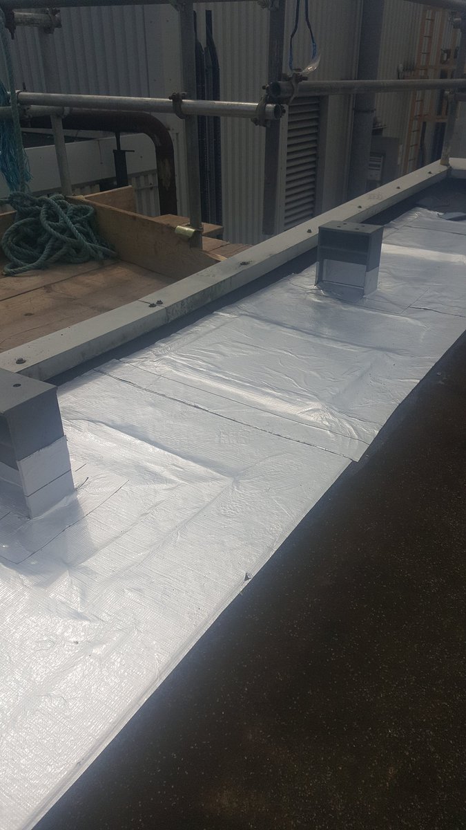 lee_kirman's tweet photo. A little liquid repair today at Ford Dunton! @Proteus_UK  #roofs #liquid https://t.co/kMC2D7p4fE