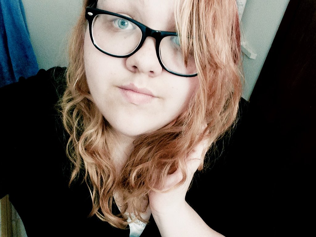 DansLittleLion's tweet photo. I need to work on my self confidence anyway so here's this 👍🏻 https://t.co/PPl2PySaxF
