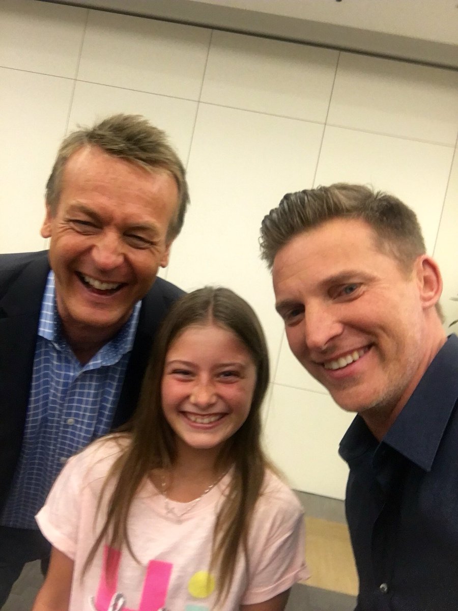 JennConnorCBS's tweet image. Selfie fun with @DougDavidsonYR &amp;amp; @1SteveBurton from Y&amp;amp;R! These guys couldn't be nicer! #youngandtherestless #cbs3