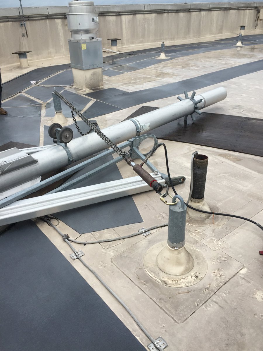 American_Anchor's tweet photo. Don't gamble with the #safety of #WorkersAtHeights. Here's our team #LoadTesting @ a casino in CT #FallProtection https://t.co/FSunh4myFo