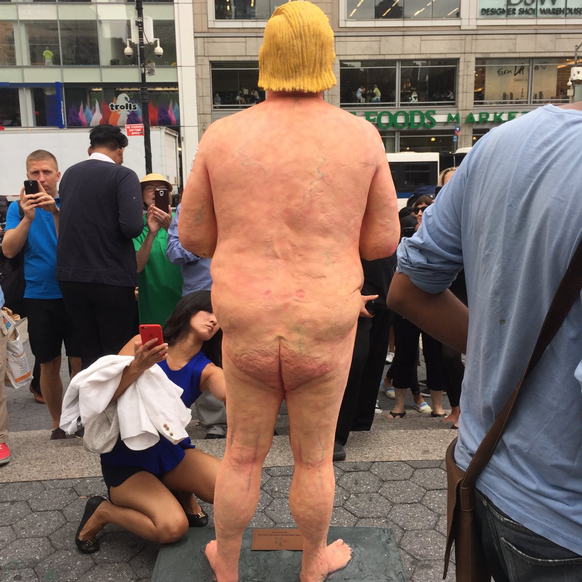 CqKYa9OWcAA0ZfU.jpg (1200&times;1200)