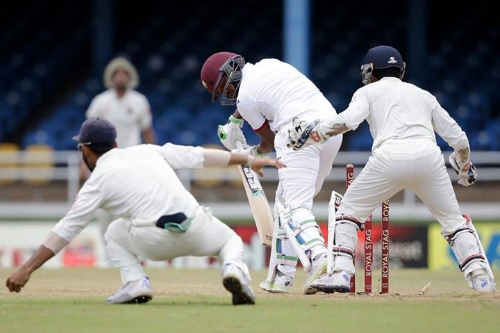 duggoutcricket's tweet photo. Darren Bravo is cleaned up by R Ashwin © Associated Press #DuggOut https://t.co/RSTpcODHWe