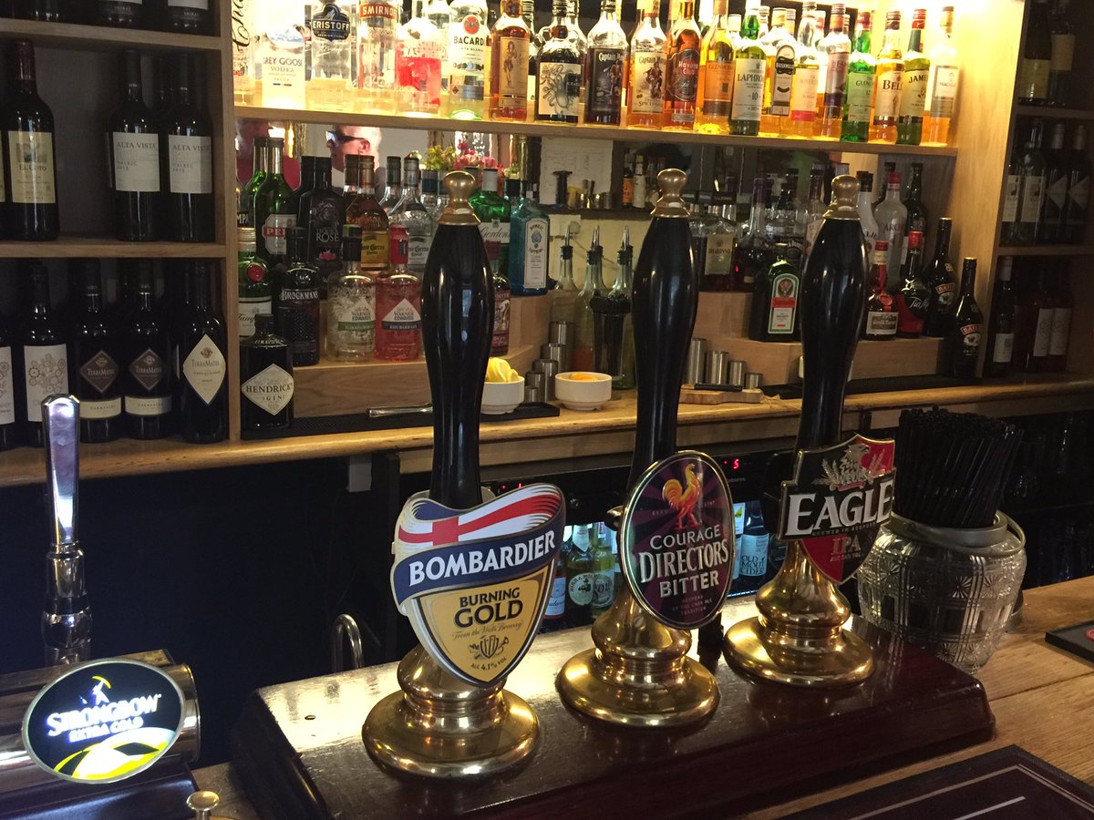 nickfwells's tweet image. @NrthmptonEvents @WellsBrewery  great launch night at The Old Cherry Tree (NN4 7AT)! Must come back for a meal #pubs