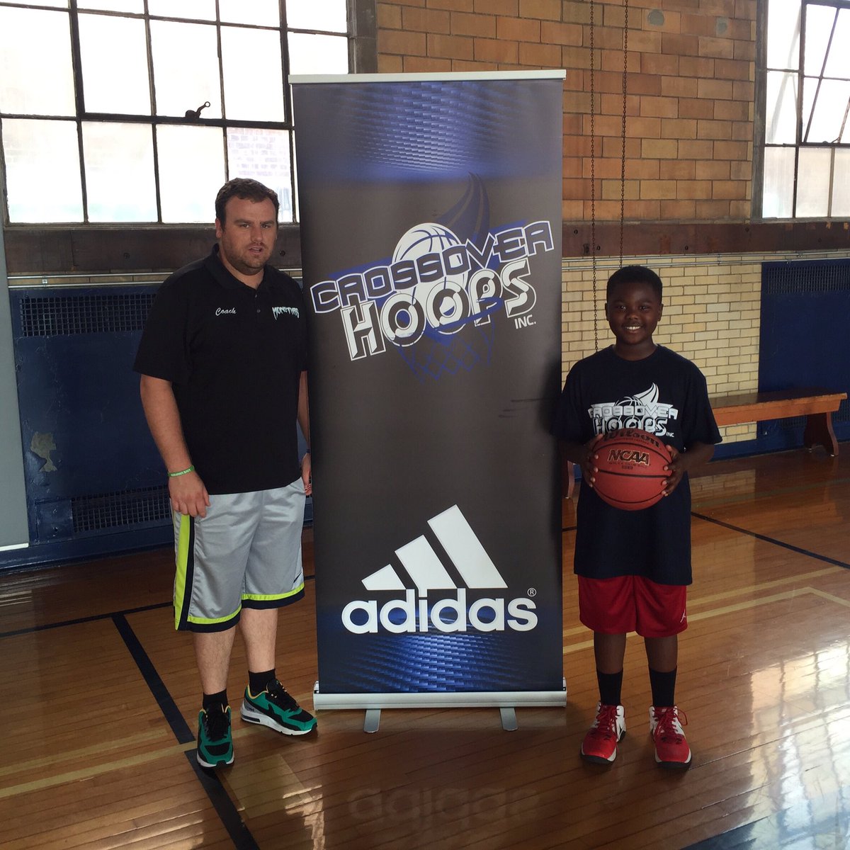 crossoverhoops1's tweet photo. Scotland Simpson earned camper of the week honors! #basketball #camp #fun #work https://t.co/L6g9Evpf4T
