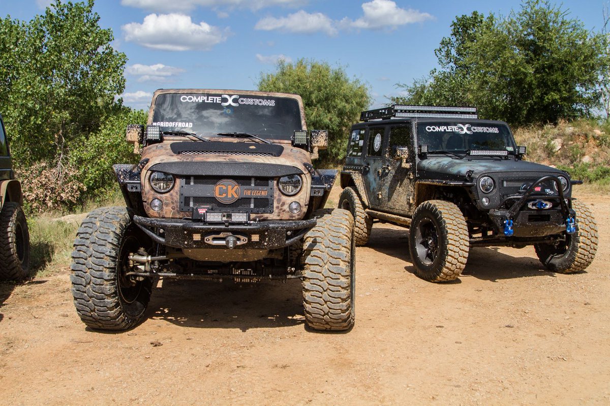 StarwoodMotors's tweet photo. #CompleteCustoms was at #2016W4W in full force! #Jeep https://t.co/CkZXKhnyaZ