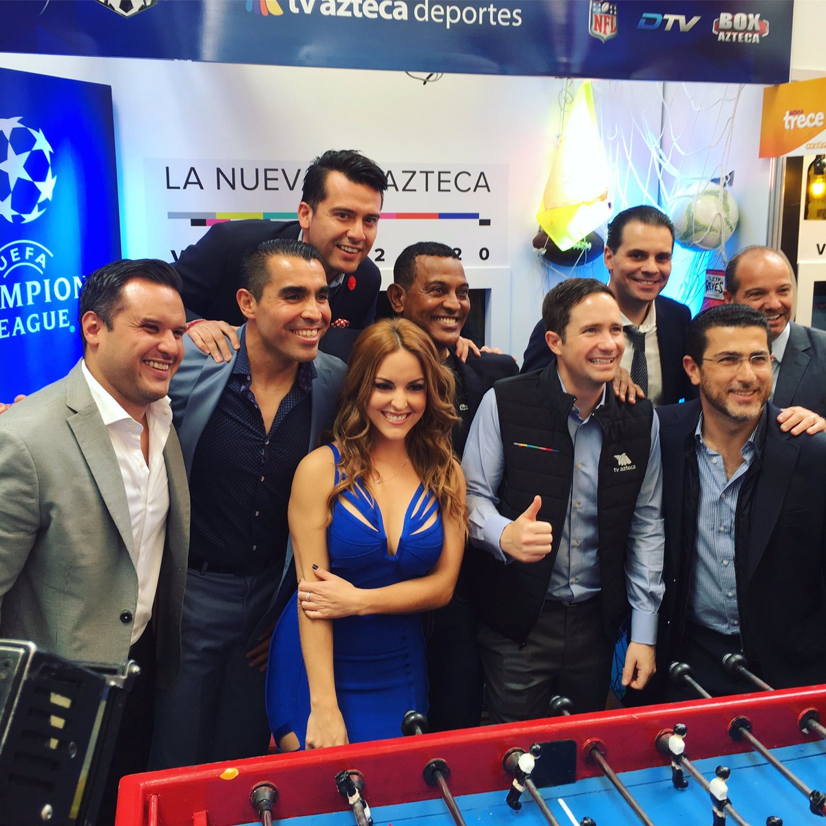 pattylopezdelac's tweet photo. El mejor equipo!! 
Somos AZTECA DEPORTES 🙌🏽 #compartimoslaemoción @aztecadeportes ⚽️ #dreamTeam https://t.co/Mbc22zUXwX