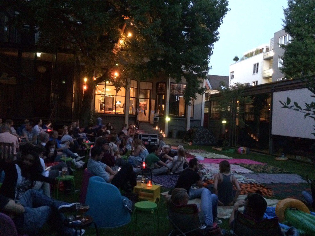 Tis weer een prachtige zomerfilmavond @nwevorst #tilburg #pretparknederland