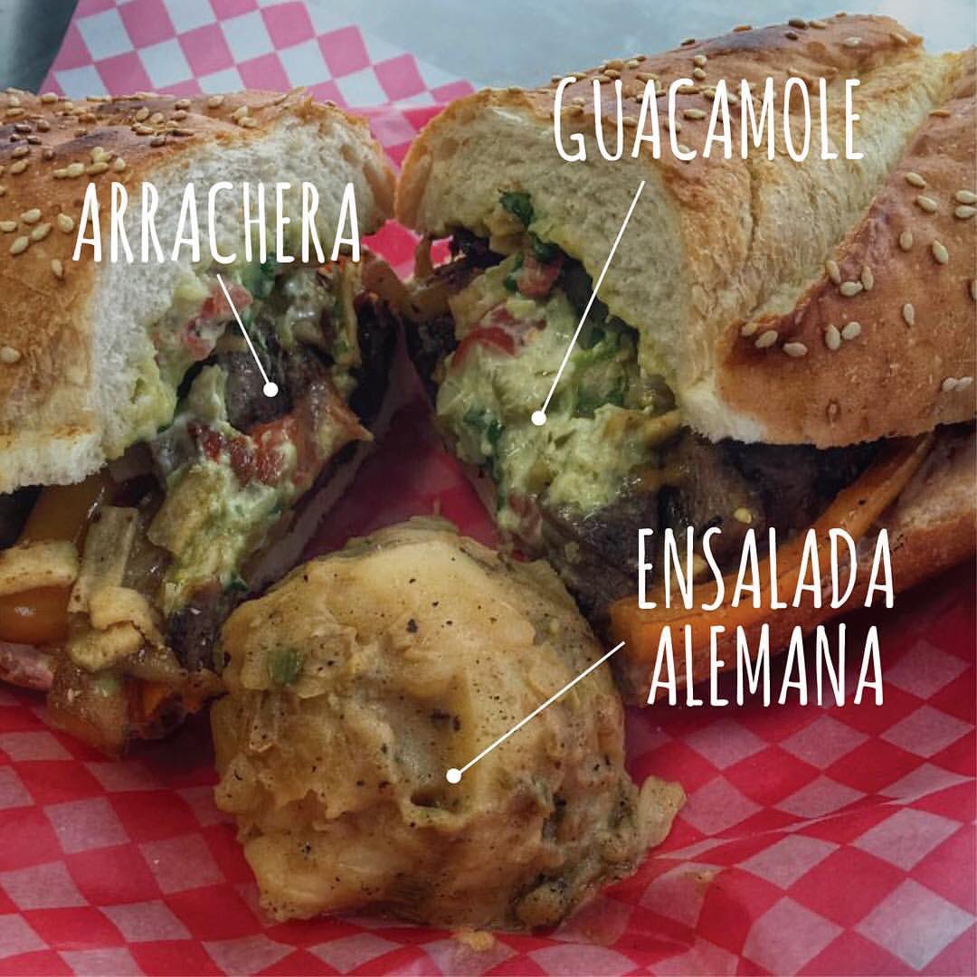 📍Estamos en <a href="/St_foodcenter/">StreetFoodCenter</a> #Pedregal #CDMX ¡Acompáñanos!