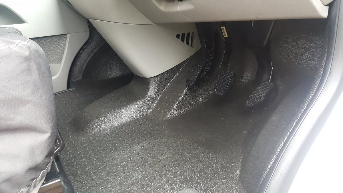 Daily drives , prestige , classic , work horses we care for all! #valeting #detailing #hampshire #dorset