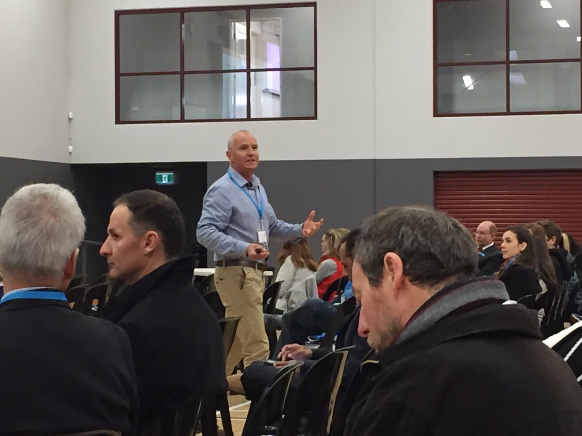 CapesConf's tweet image. Thoughtful tweets on @Dr_Tim_McDonald #keynote compliant disengaged #capesconf16