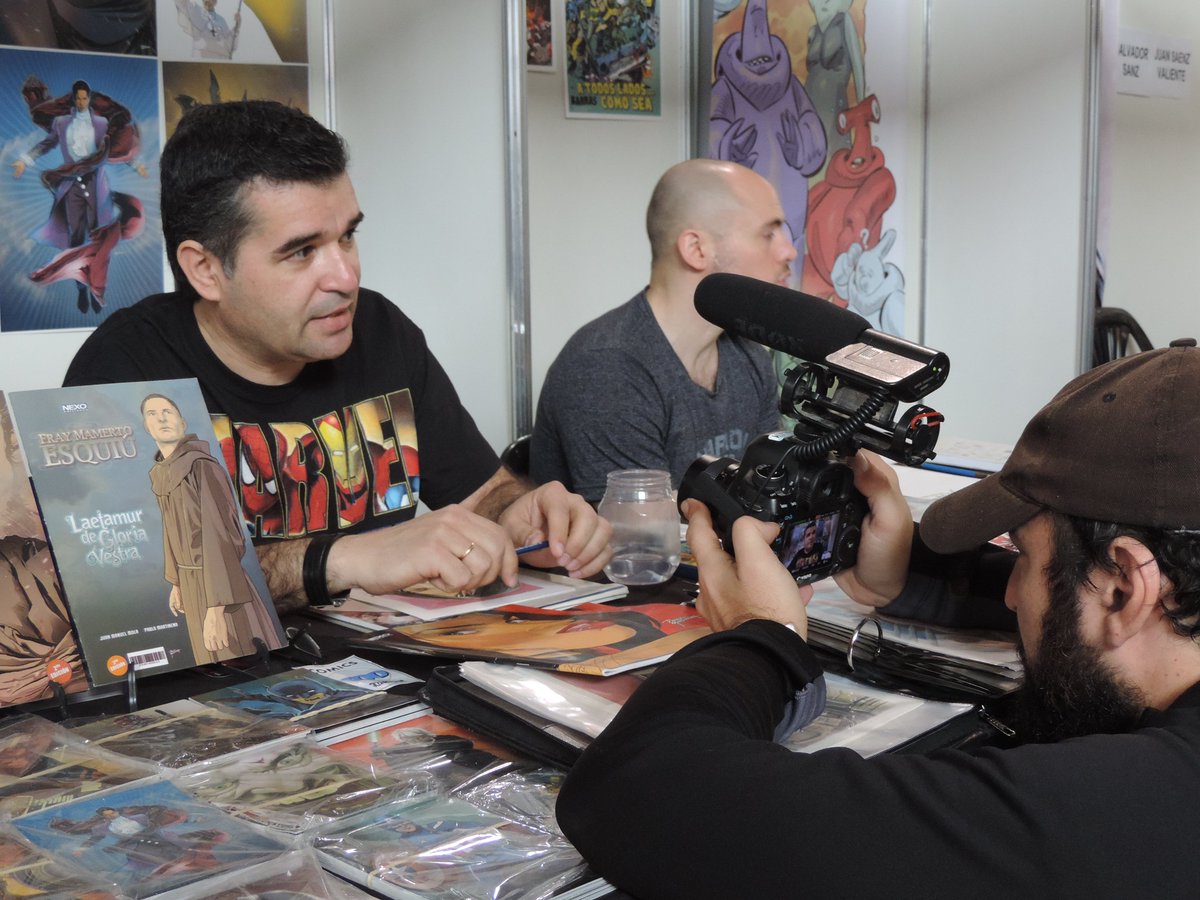 PabloMartinena's tweet photo. Nota para @todonoticias Varieté brindada en @crackbangboom en el callejón de artistas #CBB7 https://t.co/bLLtdJXF2T