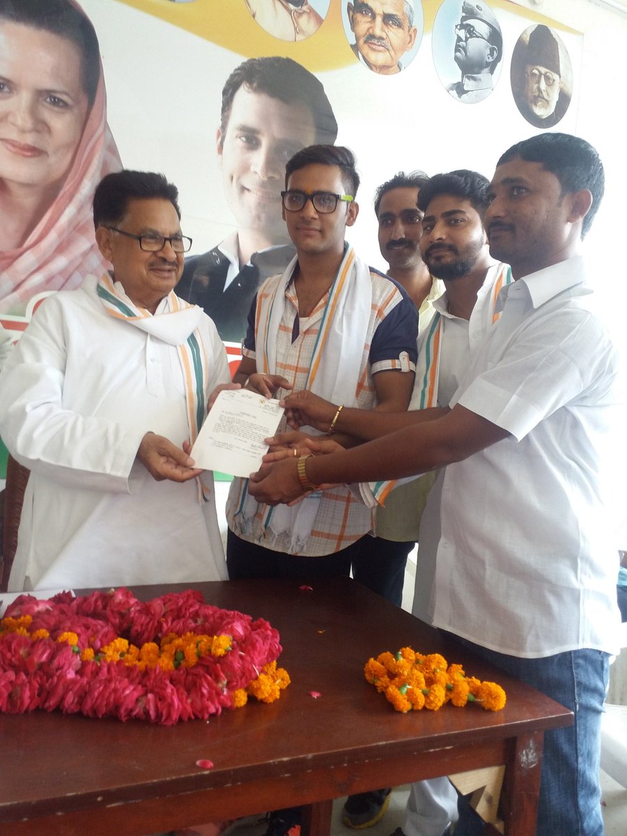 PulkitTrivedi77's tweet photo. https://t.co/MqAaAuLmZA