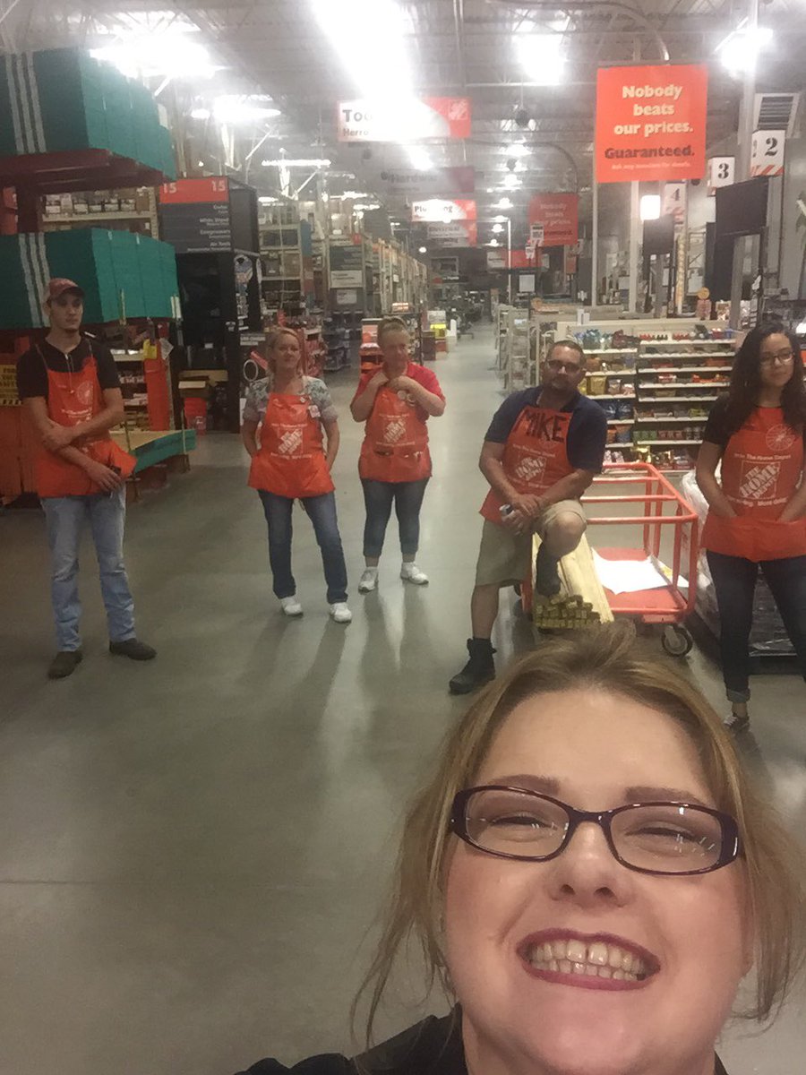 Tonight's closing meeting...#Team6921