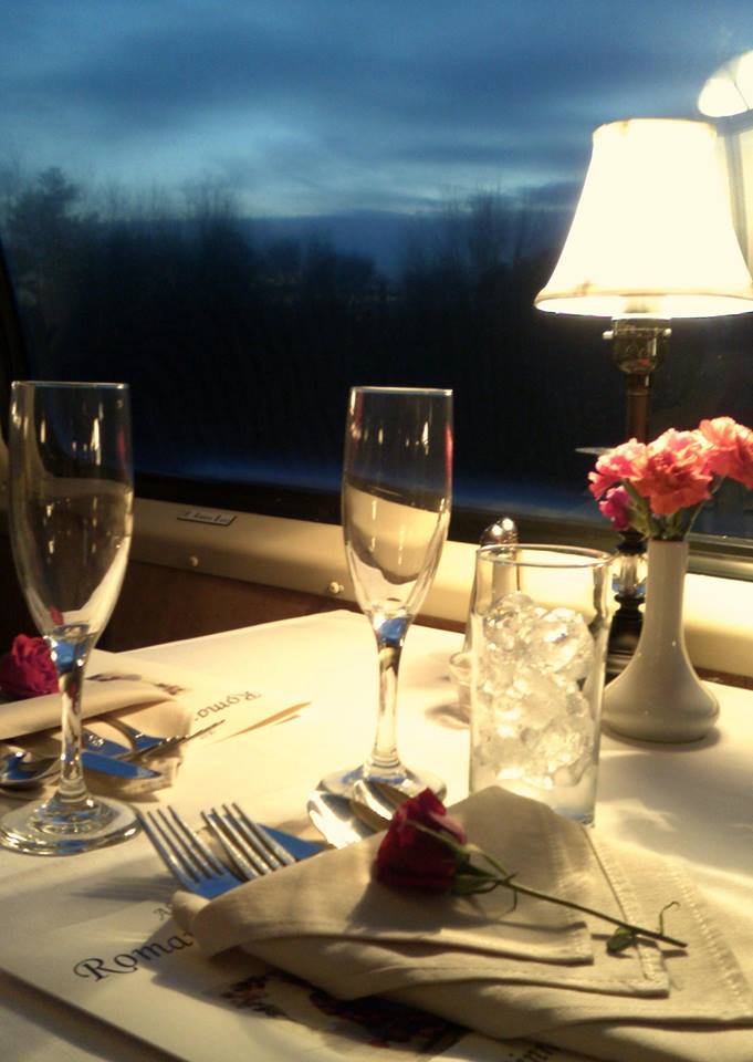 SNCRail's tweet photo. Who thinks railroad dining is romantic? #ChefTracks https://t.co/xQ9BKebBOw