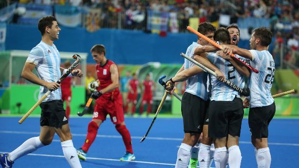 bigbangnw's tweet photo. Leones de Oro: el hockey masculino en lo más alto del podio mundial
https://t.co/1Mp9BOEN0Q https://t.co/1dN9J7HmAu