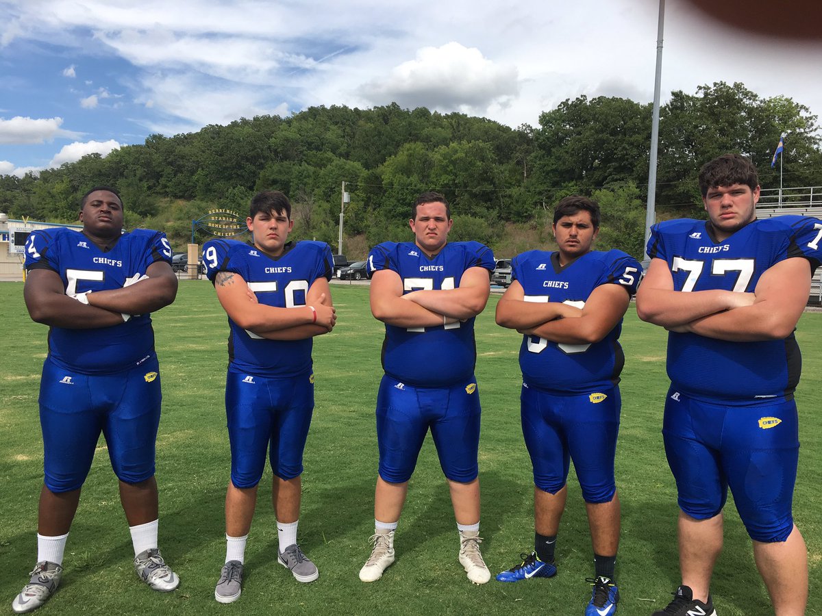 Cluck_71's tweet photo. Trench mob. 🤑😈 https://t.co/wv9Qt7J4sk