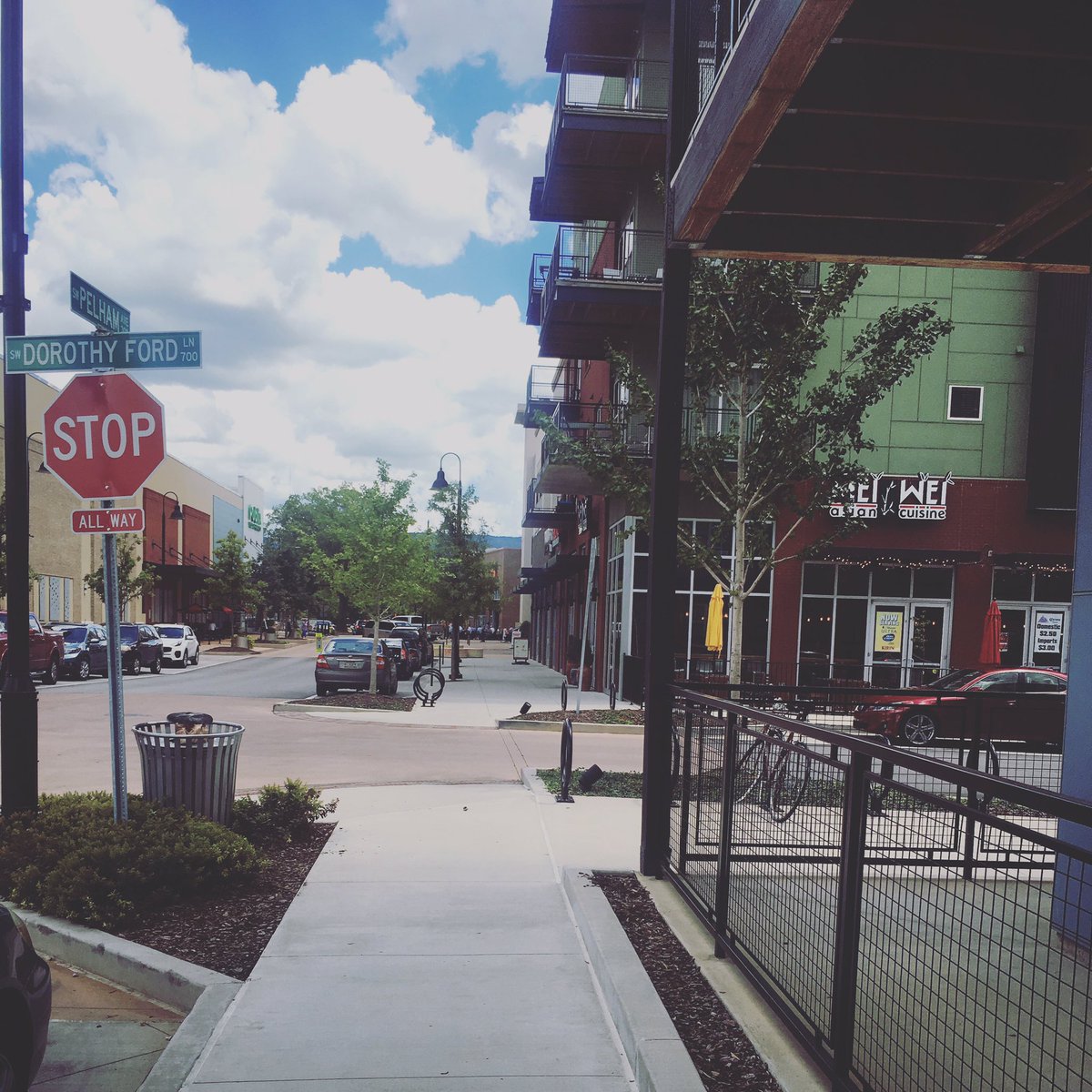 callenderlabs's tweet photo. Enjoying a beautiful August Wednesday afternoon downtown Huntsville AL https://t.co/3uYPRIXZiY