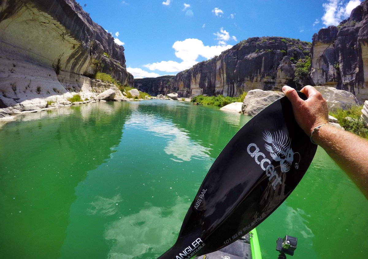 accentpaddles's tweet photo. Retweet if you love this view! 

#AccentPaddles #paddling #river #kayak #kayaking #texas #outdoors #nature #gopro https://t.co/nMakX78U8Q