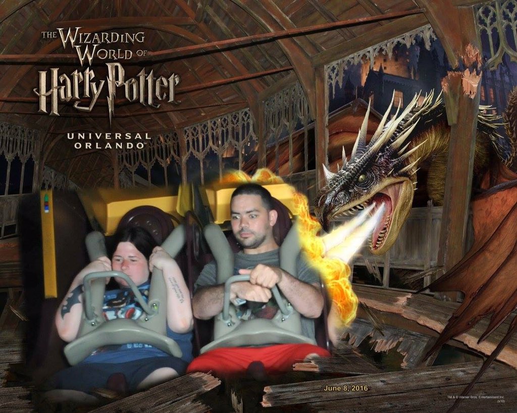 kelz0102's tweet photo. @UniversalORL when you are terrified of spiders even when they aren't real 😂 #tbt  #UOglobies https://t.co/jpPStJA05V