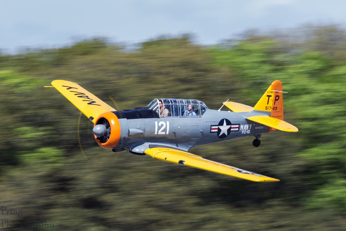 PringPhotograph's tweet photo. Mark's SNJ carving through the sky #TICO #SNJ #Prop #Spinnythingofdeath #Flight #Plane #AVGeek #MTPringPhotography https://t.co/1UXlzOwoTN