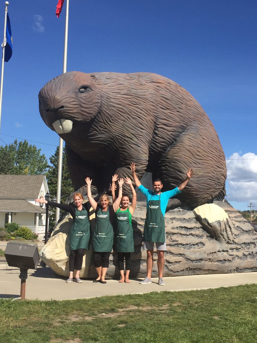 SMunckhofSwain's tweet photo. Guess where we are? See you at the the Rec Centre from 5pm-6pm tonight for a @NorthernGateway community BBQ! https://t.co/eujullQYvH