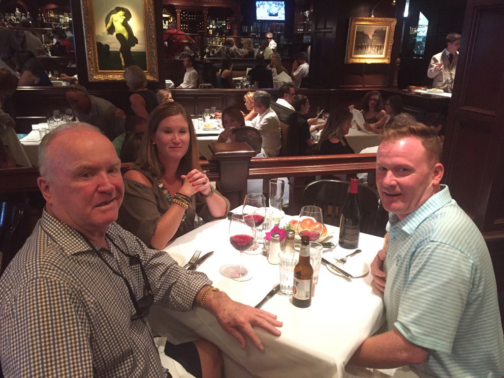 3_plunkett's tweet image. Supper @ Abes before #BillyJoelFenway w/ my kids @JPPlunkett &amp;amp; @Kateptobin.