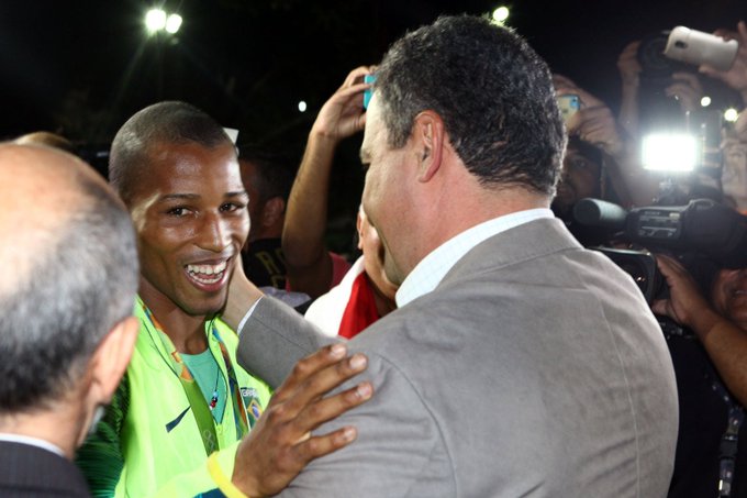 Ver imagem no Twitter