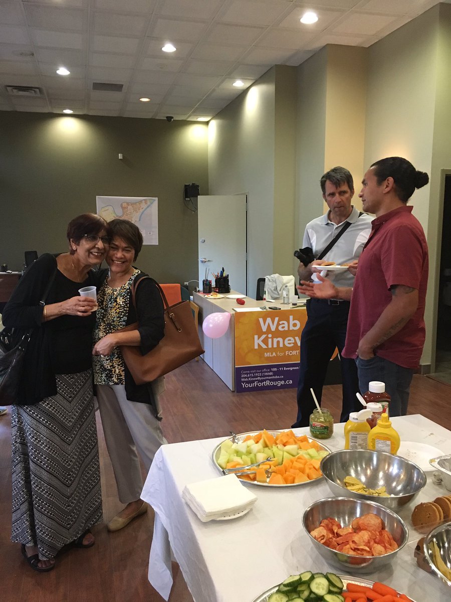 flormarcelino's tweet image. @ Fort Rouge Constituency Open House @WabKinew