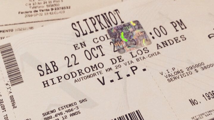 DANIELACOSTALEO's tweet photo. Cosas que me envían. Jajajajaja nos fuimos. @Laemergentecol #slipknot #slipknotcolombia https://t.co/aOjbaUVIXu
