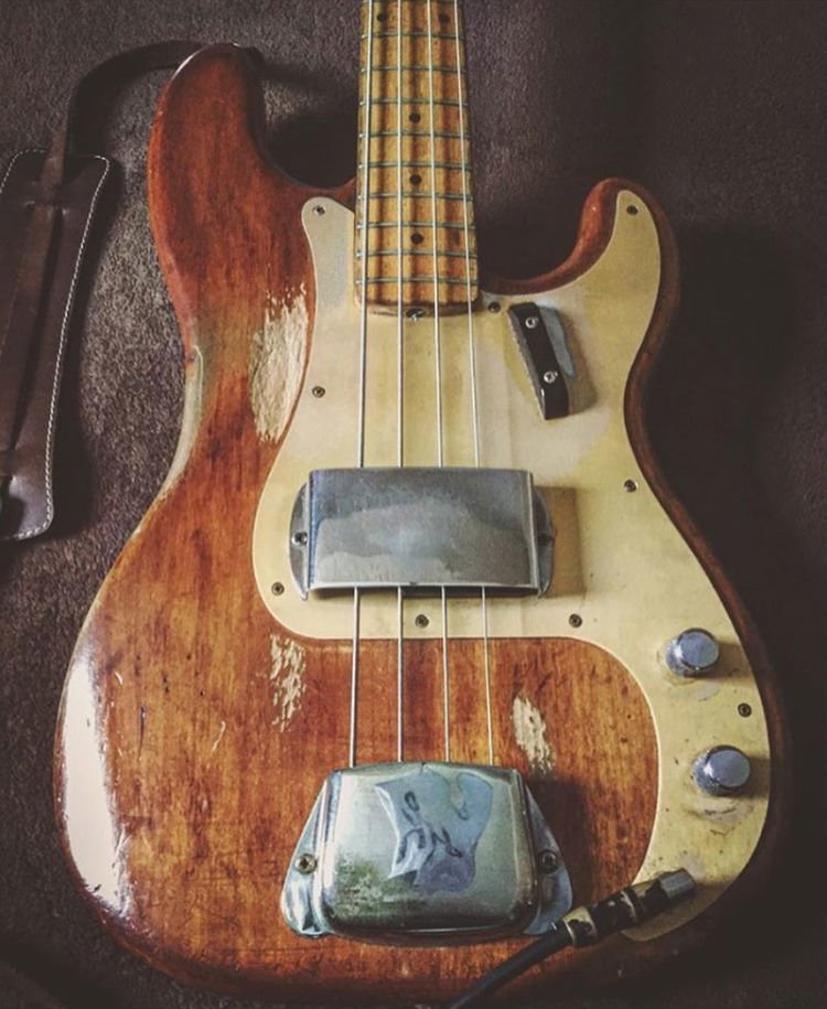 basslinesmatter's tweet photo. Have a look at this relic Fender Precision bass #TBT https://t.co/suB2NMyP0Z