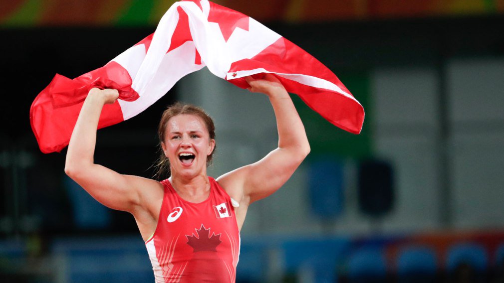 PMcanadien's tweet photo. #OR! Félicitations à Erica Wiebe, nouvelle championne #olympique en #lutte! #ÉquipeCanada #Rio2016 https://t.co/w0DiRtlkHb
