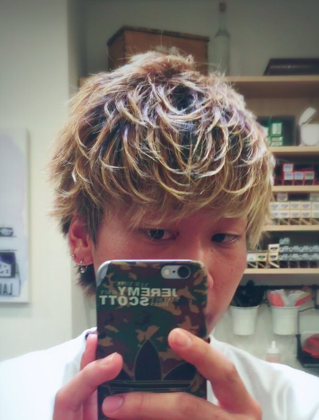 taku1031pizzi's tweet photo. トップの立ちが悪いようです。
束感マッシュ！
#ヘアセット
#束感
#気に入った方らぶりつ
拡散お願いします☺️ https://t.co/8OK3RzLyd1