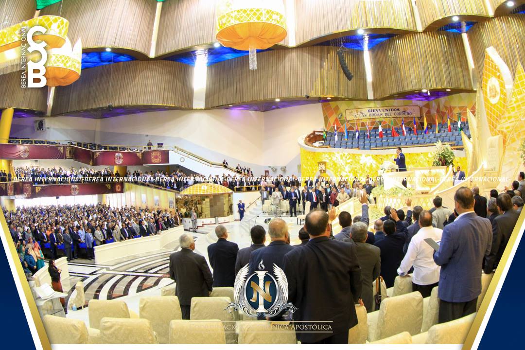 BereaInter's tweet photo. Presentación Apostólica con el cuerpo ministerial en Hermosa Provincia.

#WeareLight https://t.co/9Ye4ojI8ha