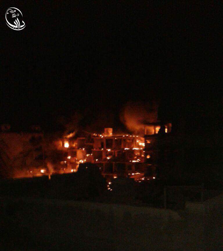 الحرائق نتيجة أستهداف المشفى الميداني ببراميل النابالم الحارق. #داريا