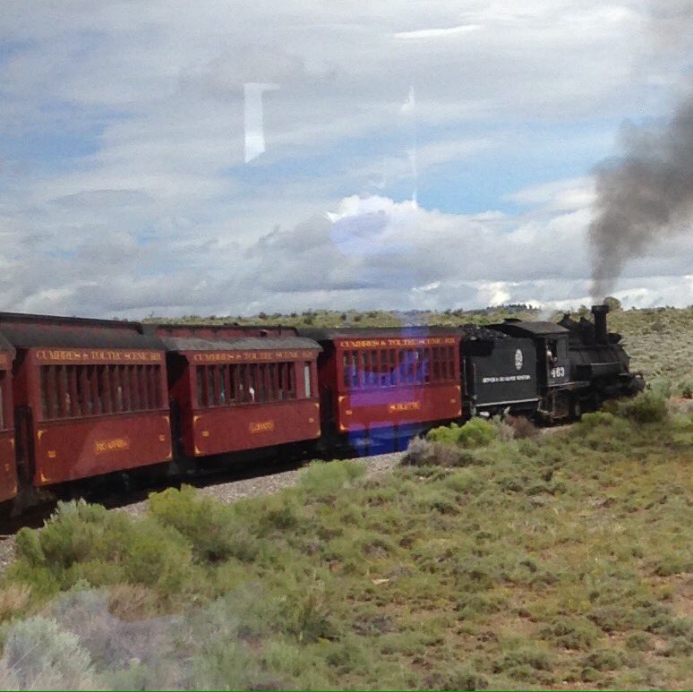 EileenKFowler's tweet photo. Winding our way through So. Colorado and No. New Mexico on the #cumbrestoltec railroad. https://t.co/LJ5TD6PMBW