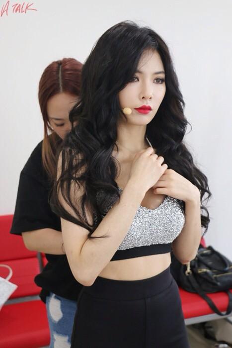 ppicskpop's tweet photo. Hyuna ☆ https://t.co/iIXQRxyNIH