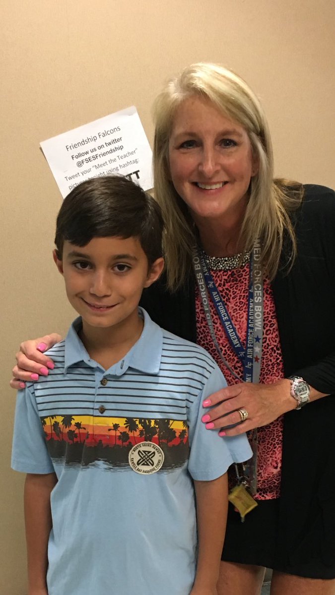 FSESFriendship's tweet photo. Love seeing all the students again!! #FSESMTT @KellerISD https://t.co/p46cNVqQLQ