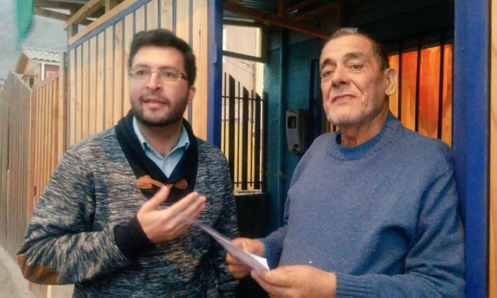 sanromanferna's tweet photo. Gran puerta a puerta hoy en Villa Norte de Tocopilla. Mucho apoyo de nuestros vecinos https://t.co/E36DcH0hPz