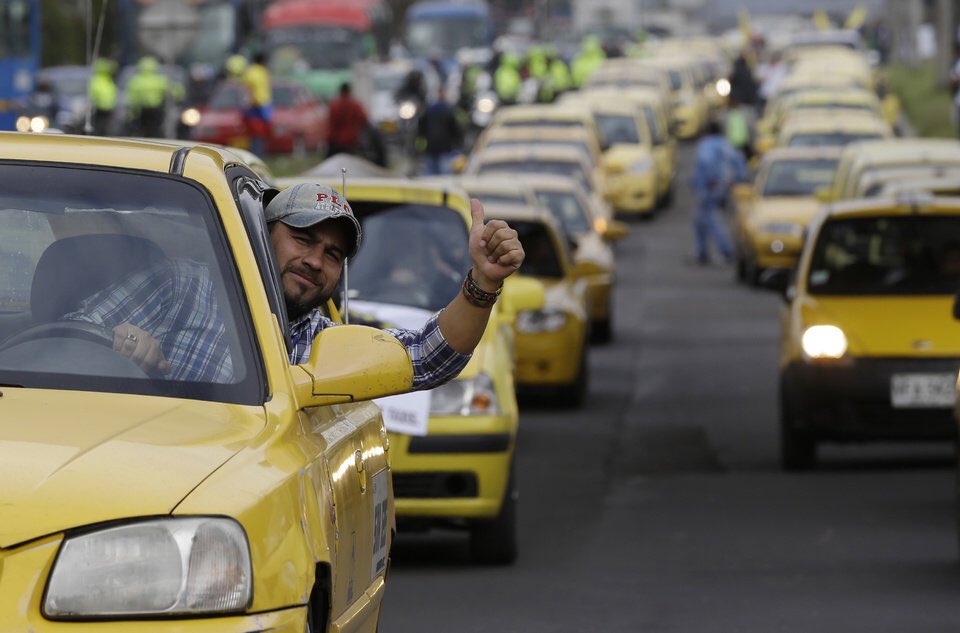 lyinryanlochte's tweet photo. See bro even our taxi driver gave us the thumbs up dude. His name? Umm.. Oh look...a Pikachu #LochteGate https://t.co/IjF7yYR01H